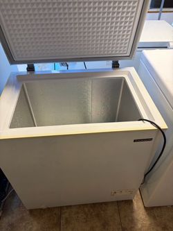 Thomson Chest Freezer