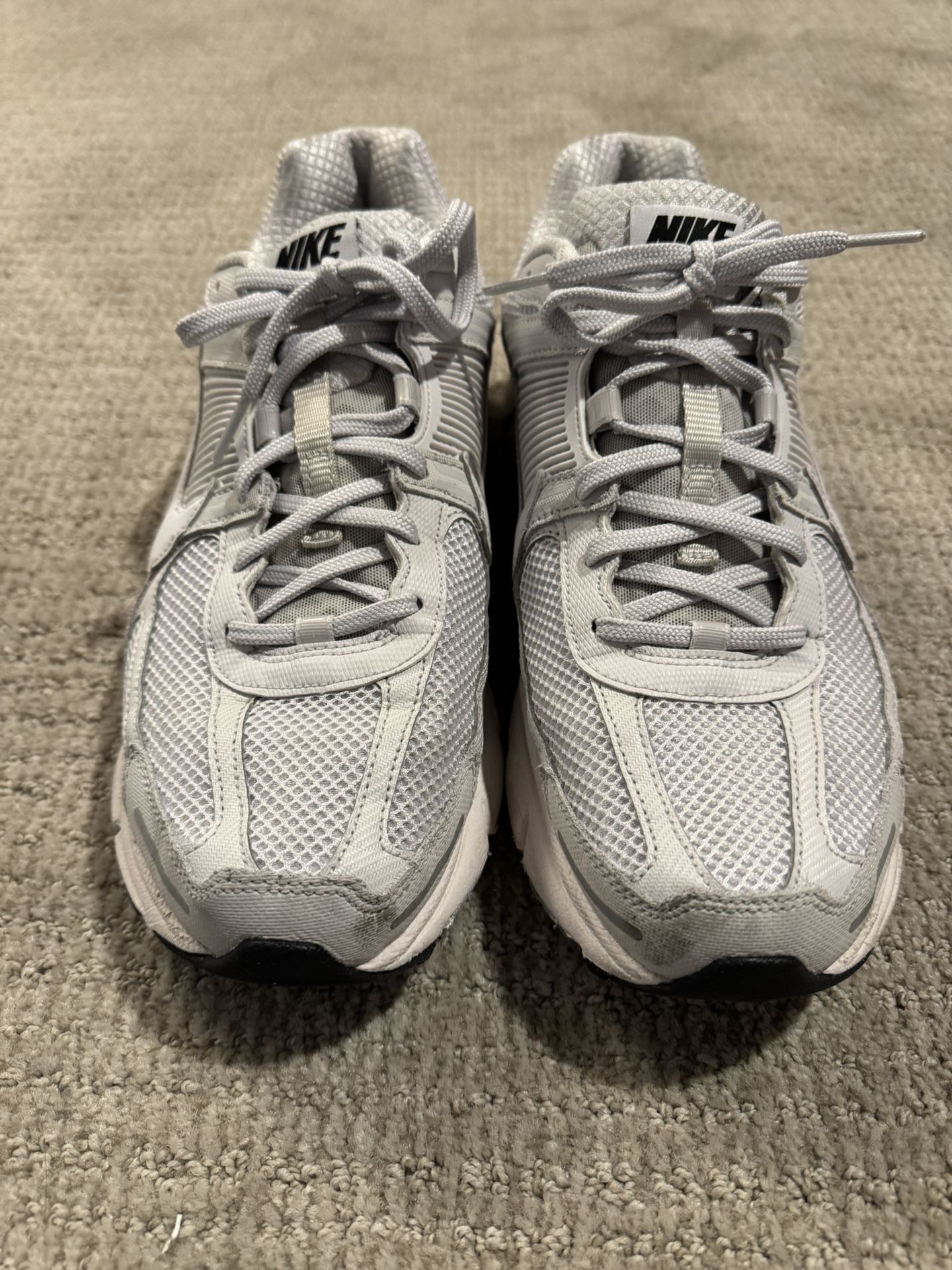 Nike Vomero 5