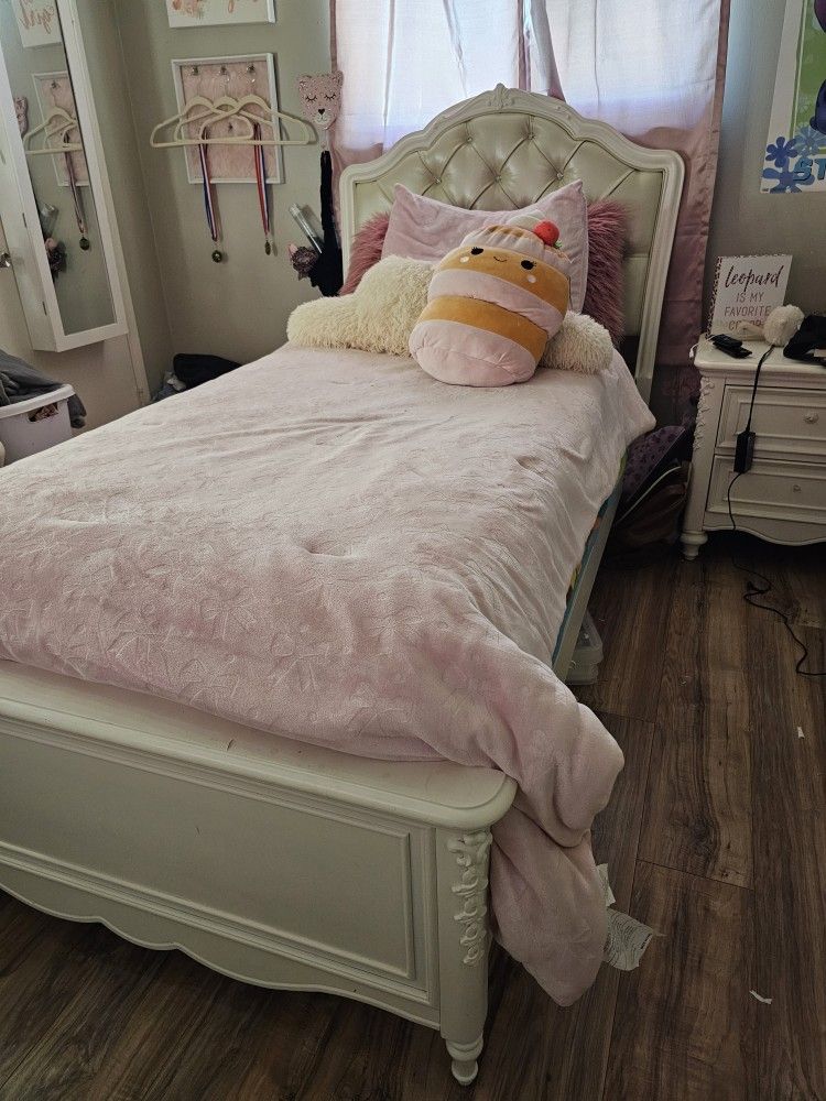 Twin Girl Bed Frame