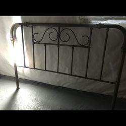 King size brass bed 