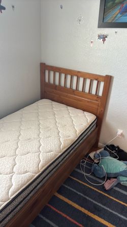 Twin bed with mattress