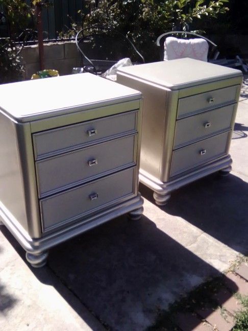 Ashley Night Stands$199