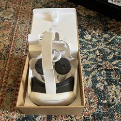 512gb Meta Oculus Quest 3 Complete With Box 