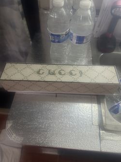 Gucci Umbrella ☂️ (Brand New On Box)