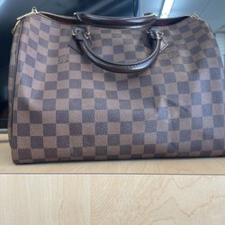 Louis Vuitton Speedy 30 Purse - authentic for Sale in San Antonio, TX -  OfferUp