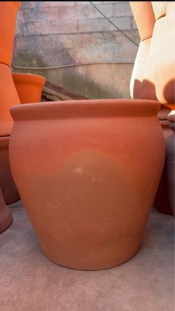Huge terracota planter (maceta de barro) 30”x30” $350ea