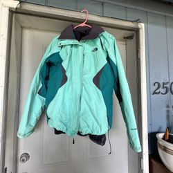 Women’s Large North face Dryvent Windbreaker/ With Purple Fleece Jacket 