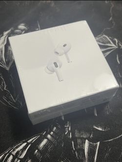 Apple airpod pros 2nd gen with MagSafe Charging case