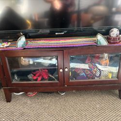 TV Stand 