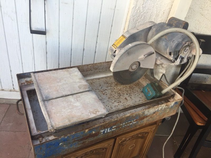 Felker bay state tile saw