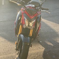 Suzuki GSX-S1000
