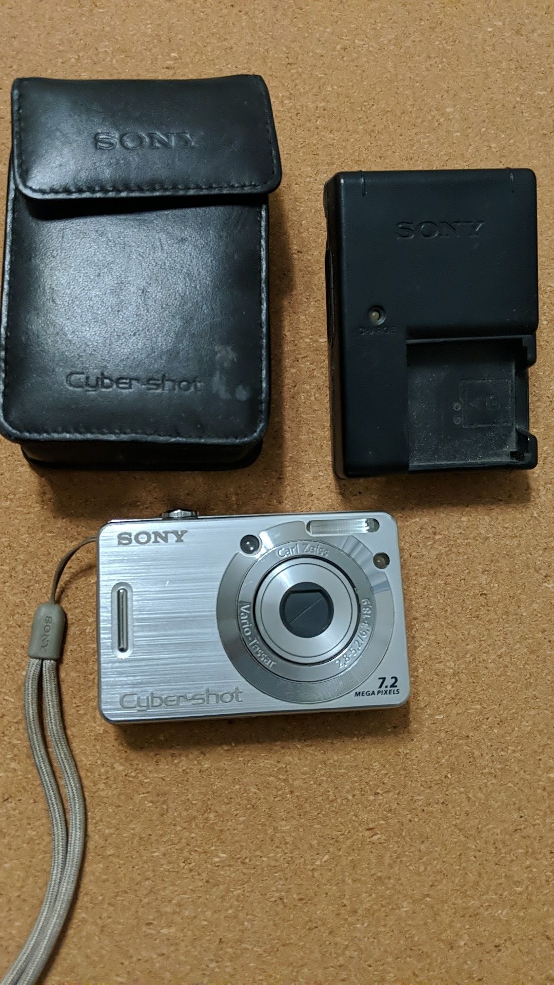 Sony cyber-shot camera