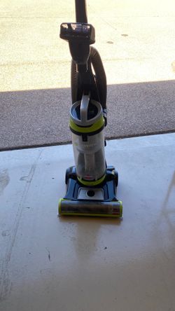 Bissell upright Vacuum