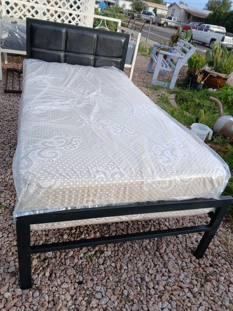 Bed Twin Mattress Memory Foam