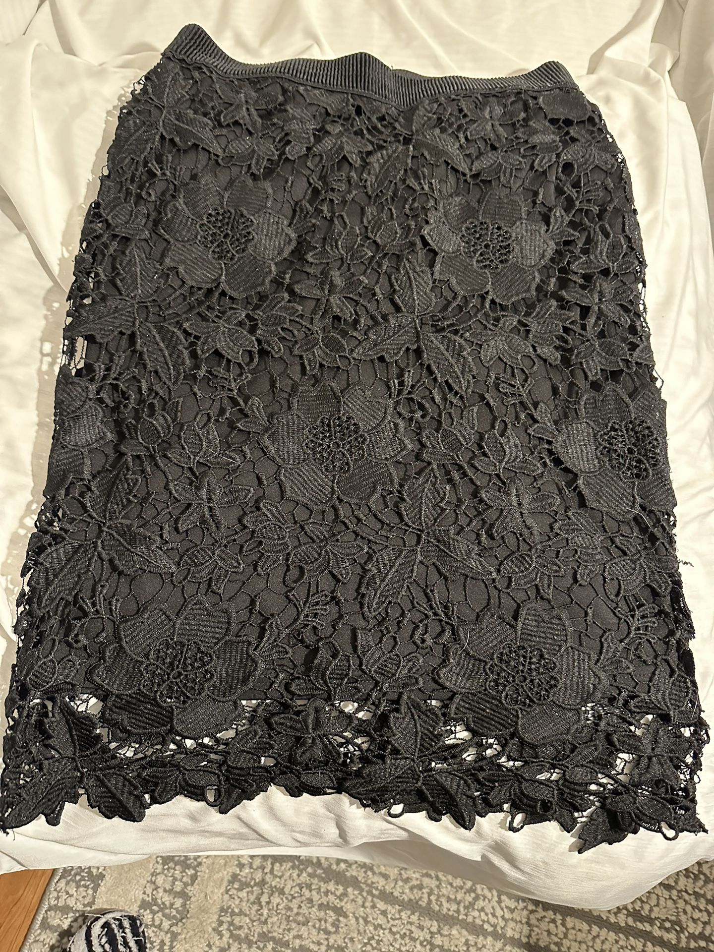 Women’s Black Lace Skirt - Partially Lined -Size Medium 