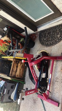 Exercise bike blade fusion g2