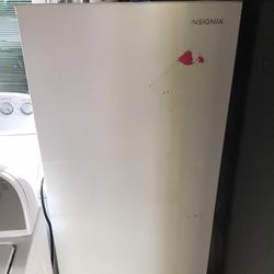 NEW FREEZER 