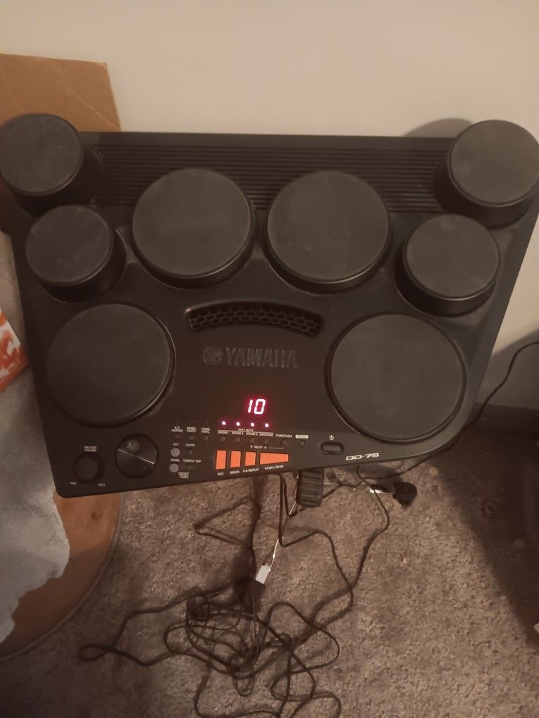 New YAMAHA DD75 Electronic Drum Kit
