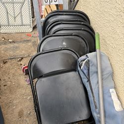 7 Folding Chairs