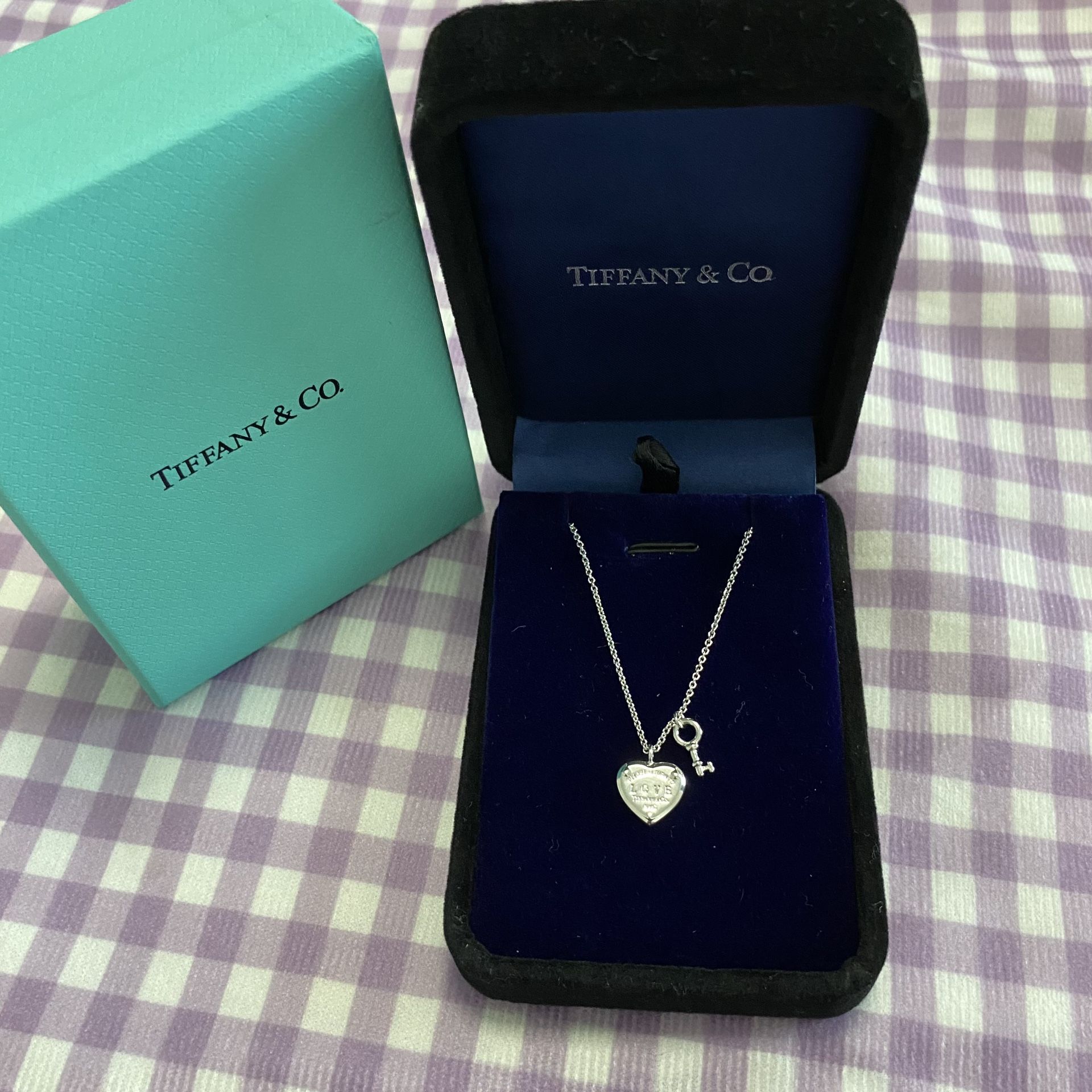 Tiffany & Co heart pendant silver necklace