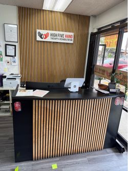 Free: reception desk