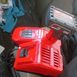 Milwaukee Battery Fast Charger