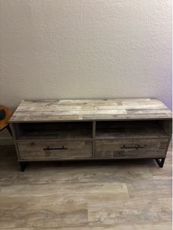Tv stand