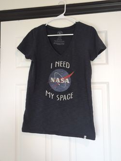 XL I need my space NASA graphic tee