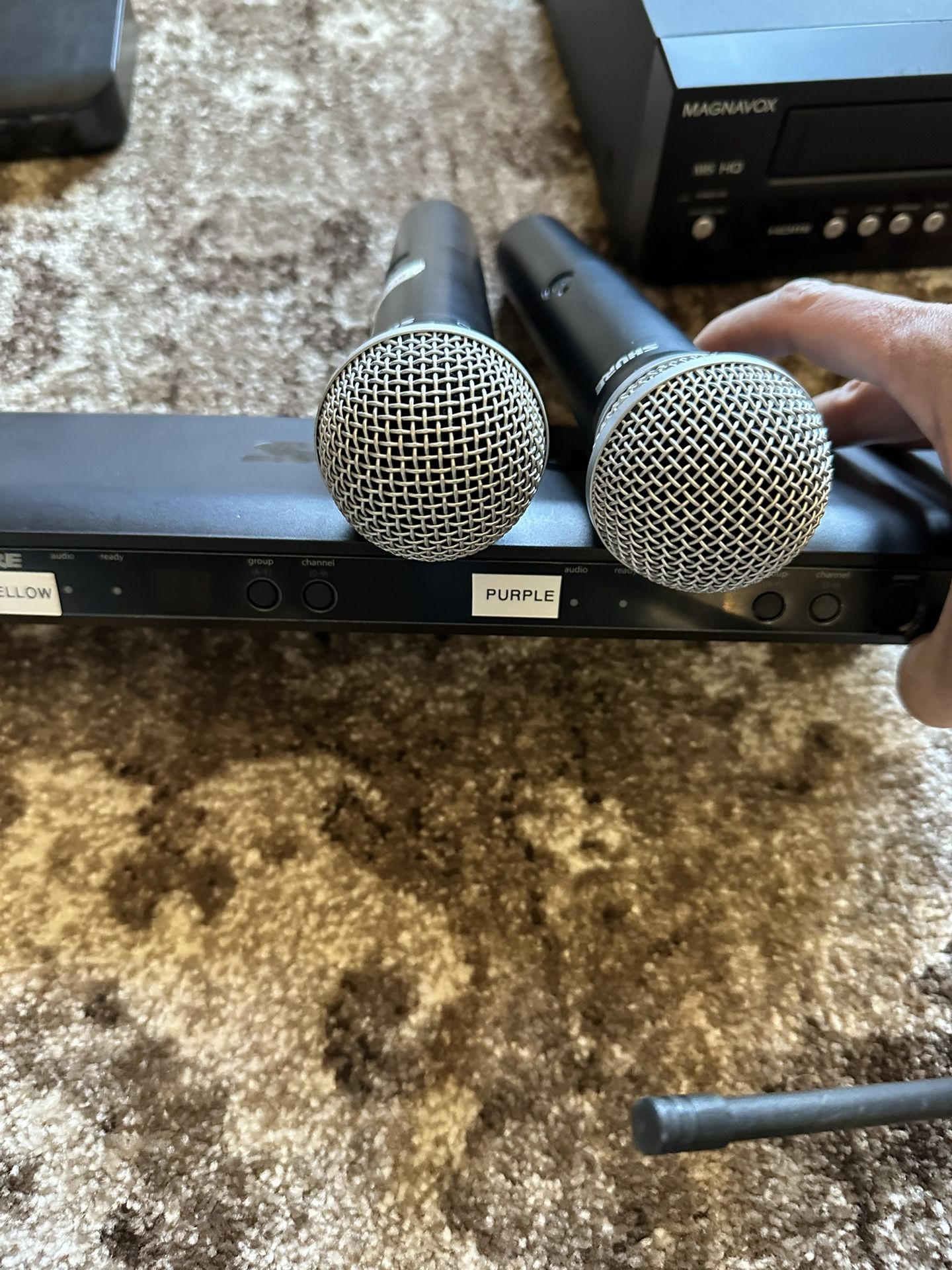 2-channel Wireless Microphone System