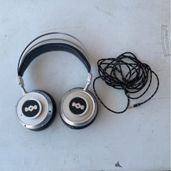 Bob Marley Headphone… Good Work 👍😃