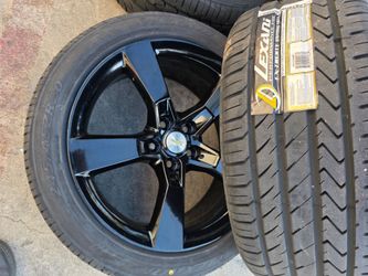 OEM 20"staggerd CHEVROLET CAMARO 2011-2016 wheels with  new tires