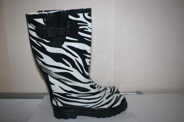 Rubber Rain Boots Women's Zebra Print Black/White Size 9
