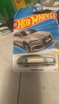 Hot wheels ‘17 Audi RS 6 Avant