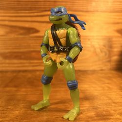 Teenage Mutant Ninja Turtles: Mutant Mayhem Battle Pack: Leo Figure Loose