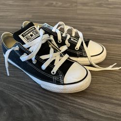 Black Converse 