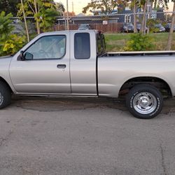 2001 Nissan Frontier 