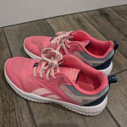 Kids Pink Size 3 Reeboks Excellent Condition