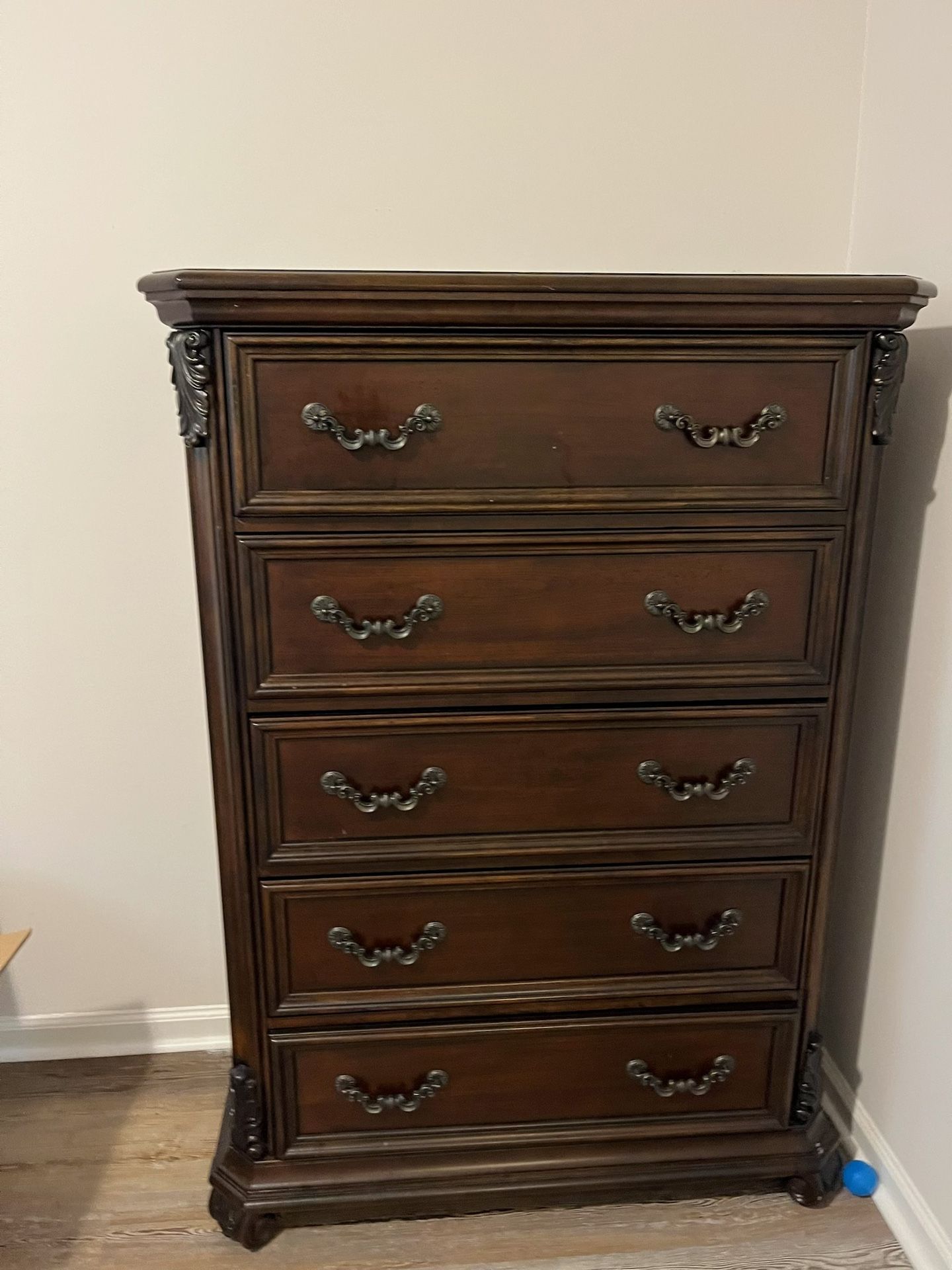 Cherry Oak 5 Drawer Dresser