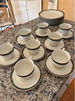 Mikasa fine china coffee/tea cups and saucers