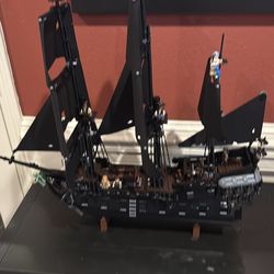 Lego Jack Sparrows Black Pearl ship