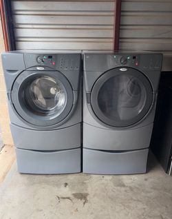 Gray Whirlpool Washer And Electric Dryer Matching Set