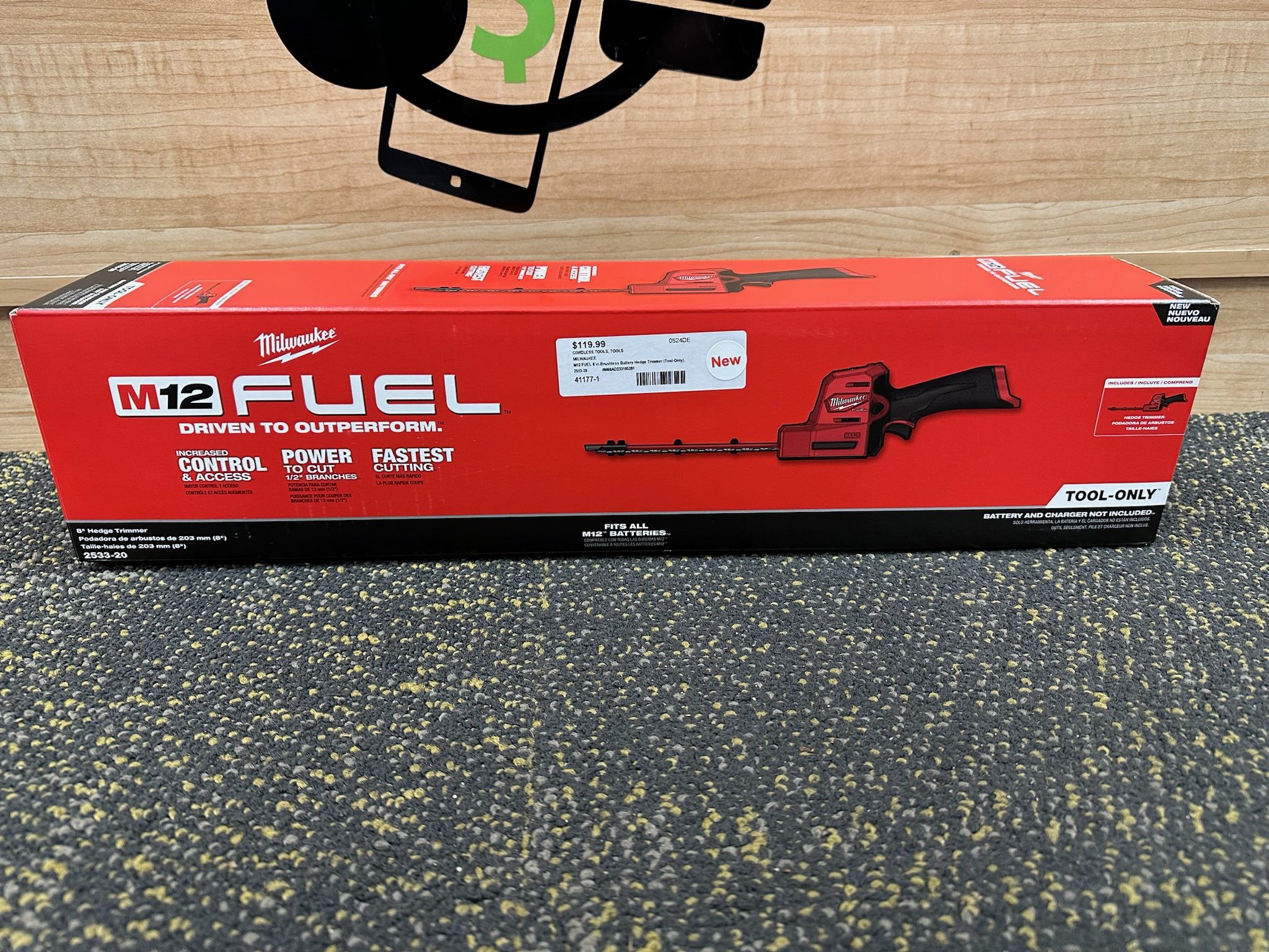 Milwaukee M12 FUEL 8" 12V Lithium-Ion Brushless Cordless Battery Hedge Trimmer