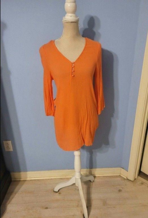 Emmelee Medium Womens Tunic Flaw