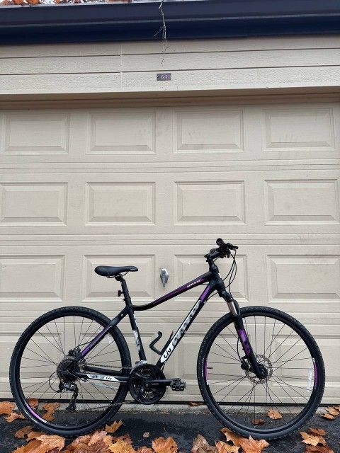 Giant / Liv Rove 2 – Women’s Hybrid Bike – Medium Frame - Comfort Bicycle