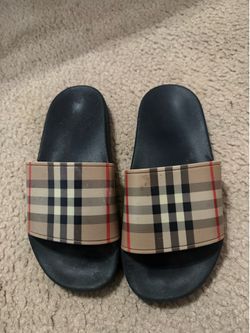 Burberry slides