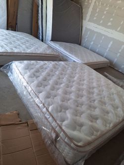 14" King Size Luxury Hybrid Mattress