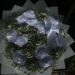 24 Count Eternal Flowers  Sage Green And White 