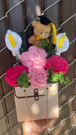 Flower crochet graduation gift