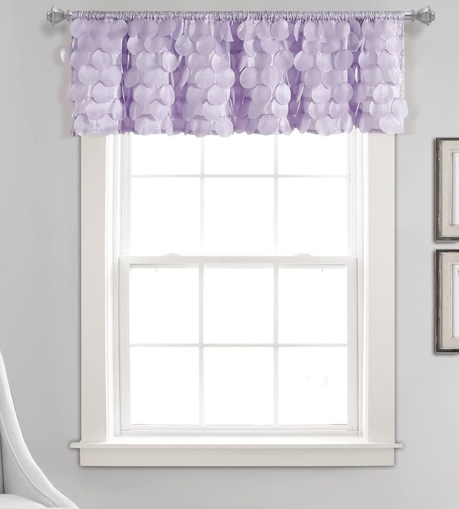 Elegant Lilac Valance 70” W x 14” L