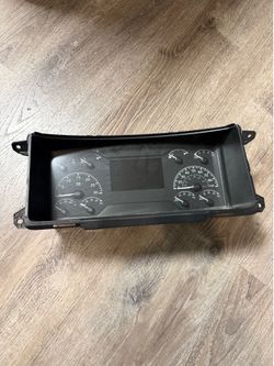 Volvo dash cluster